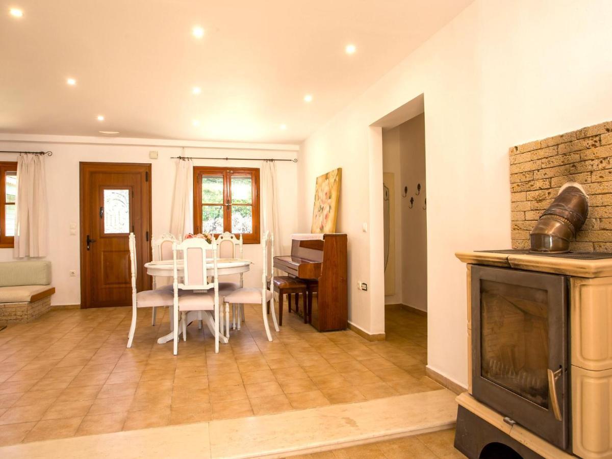 Feriehus Spacious In With Garden *