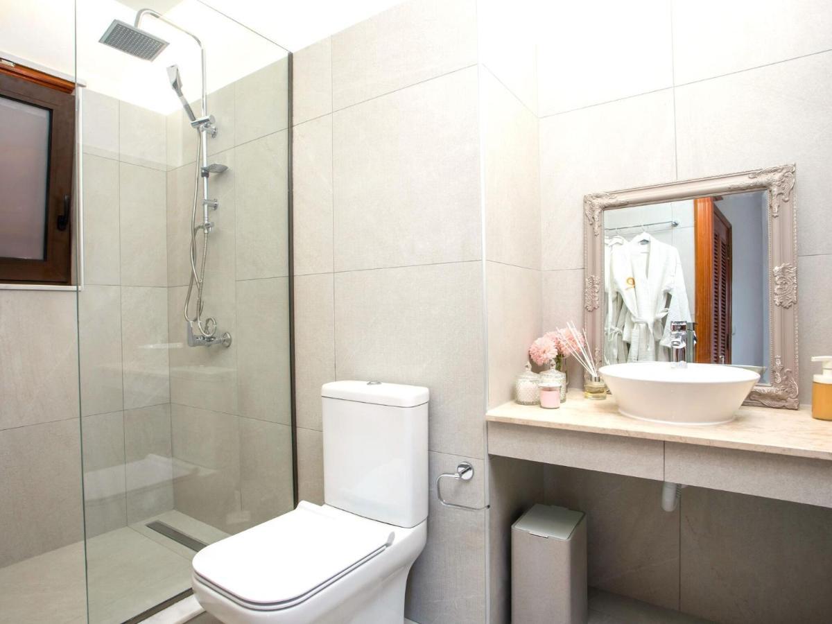 Spacious In With Garden * Koskinou (Rhodes)